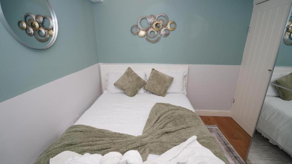 لندن Sussex Garden One Bedroom Apartment المظهر الخارجي الصورة